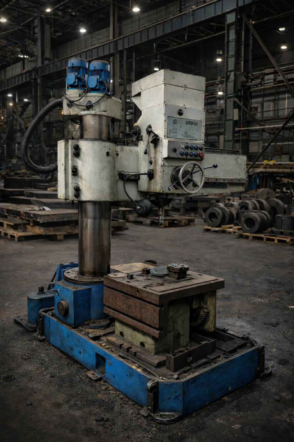 Радиально-сверлильный станок